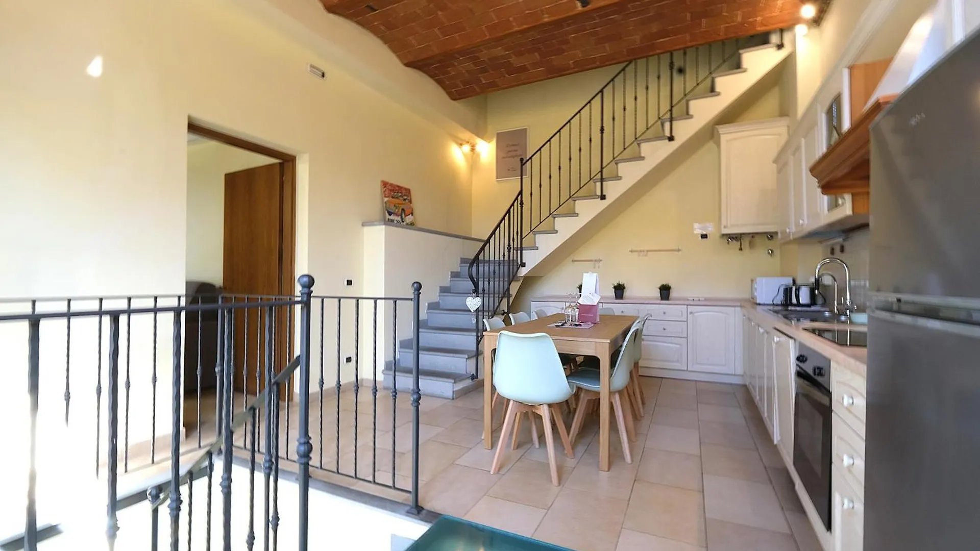 Wine Apartments Florence Barbaresco 0*,  إيطاليا