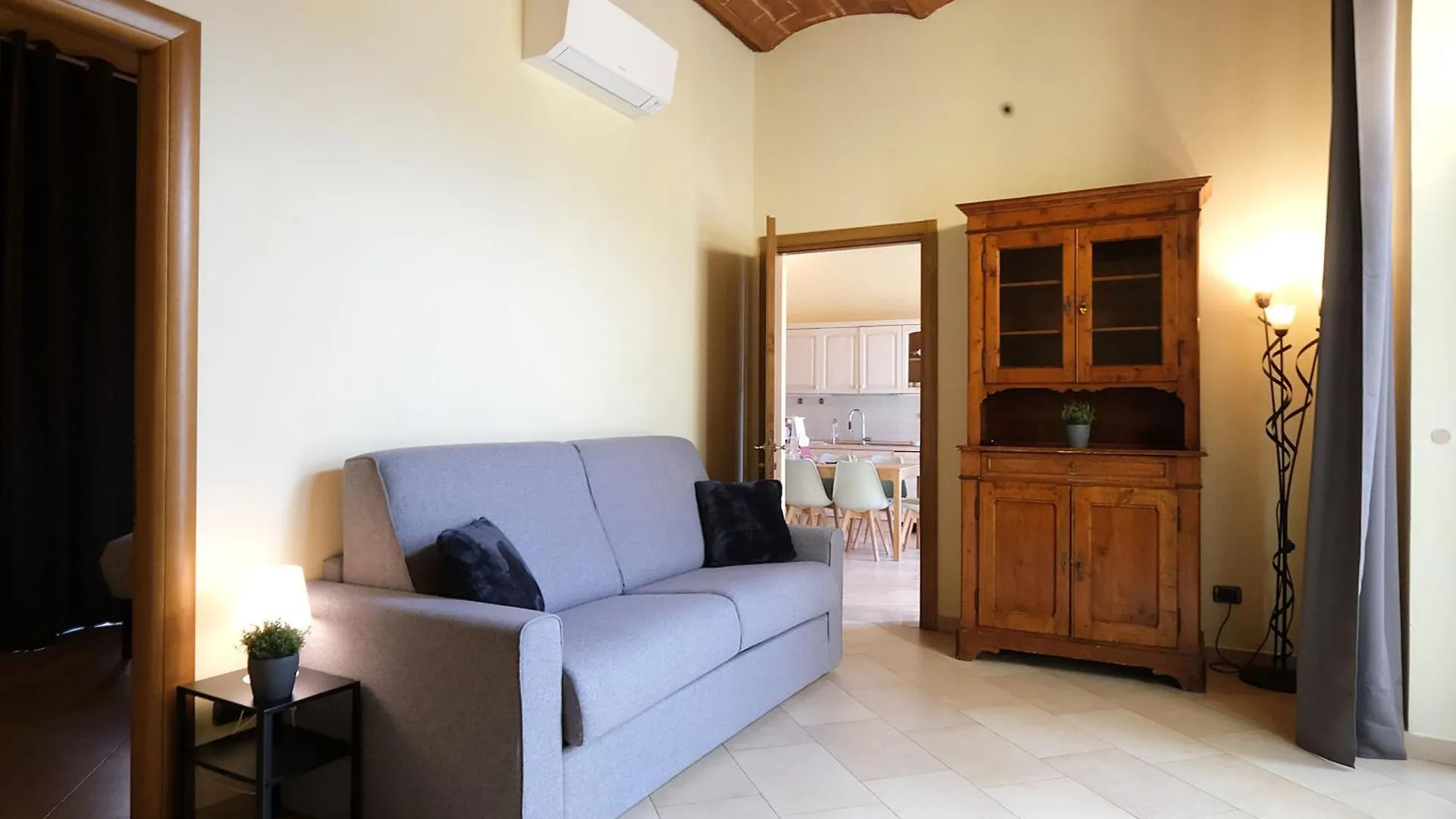 Wine Apartments Florence Barbaresco