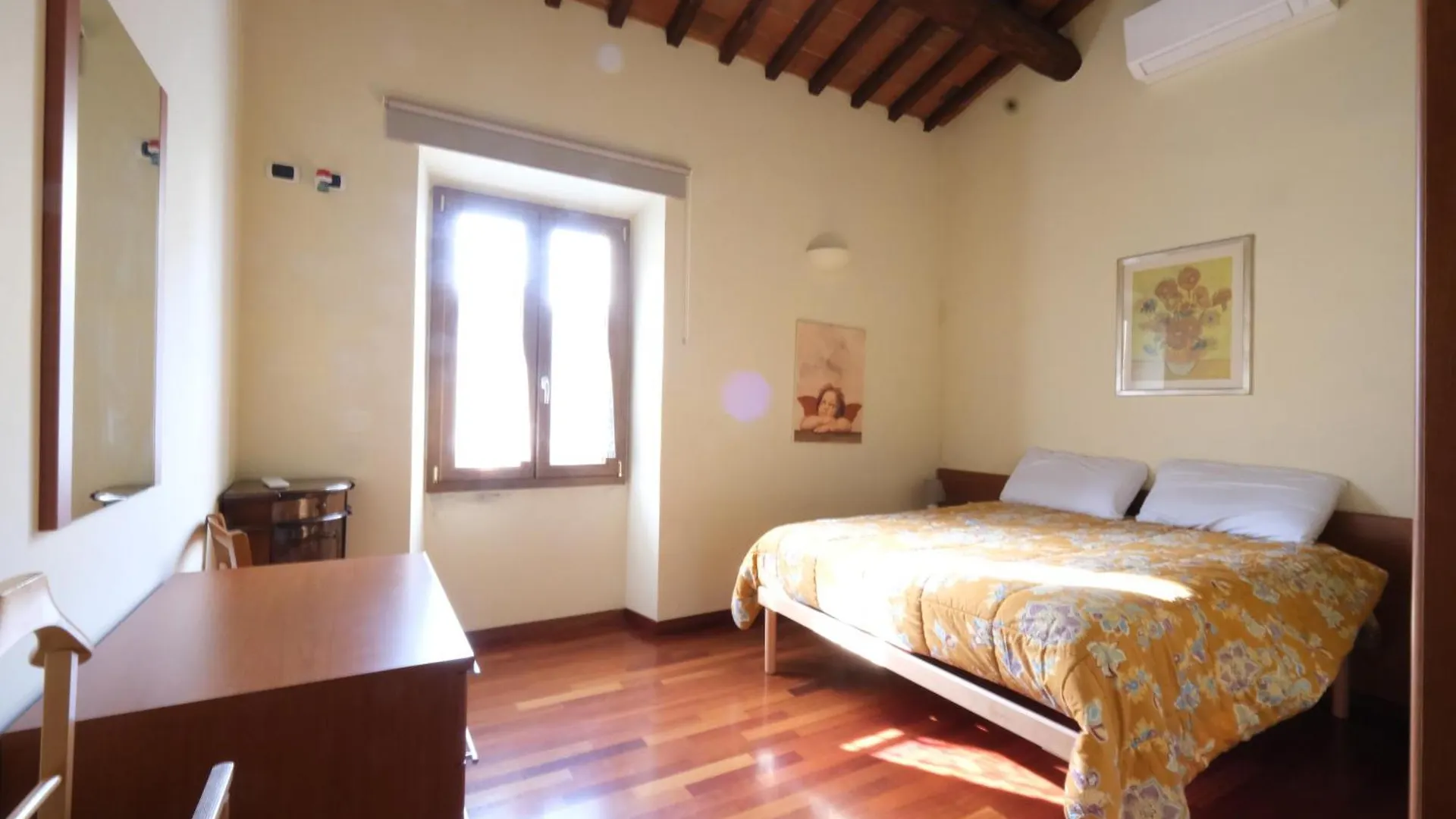 Wine Apartments Florence Barbaresco