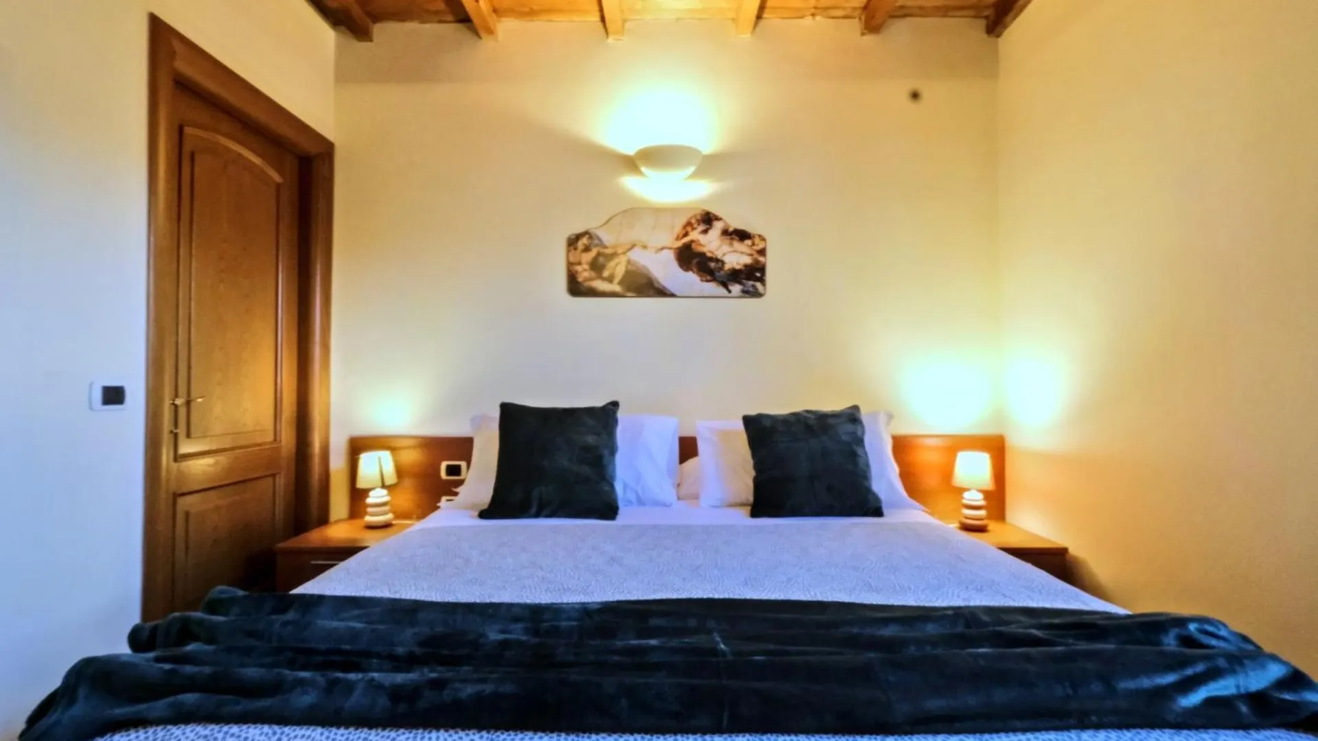 Wine Apartments Florence Barbaresco