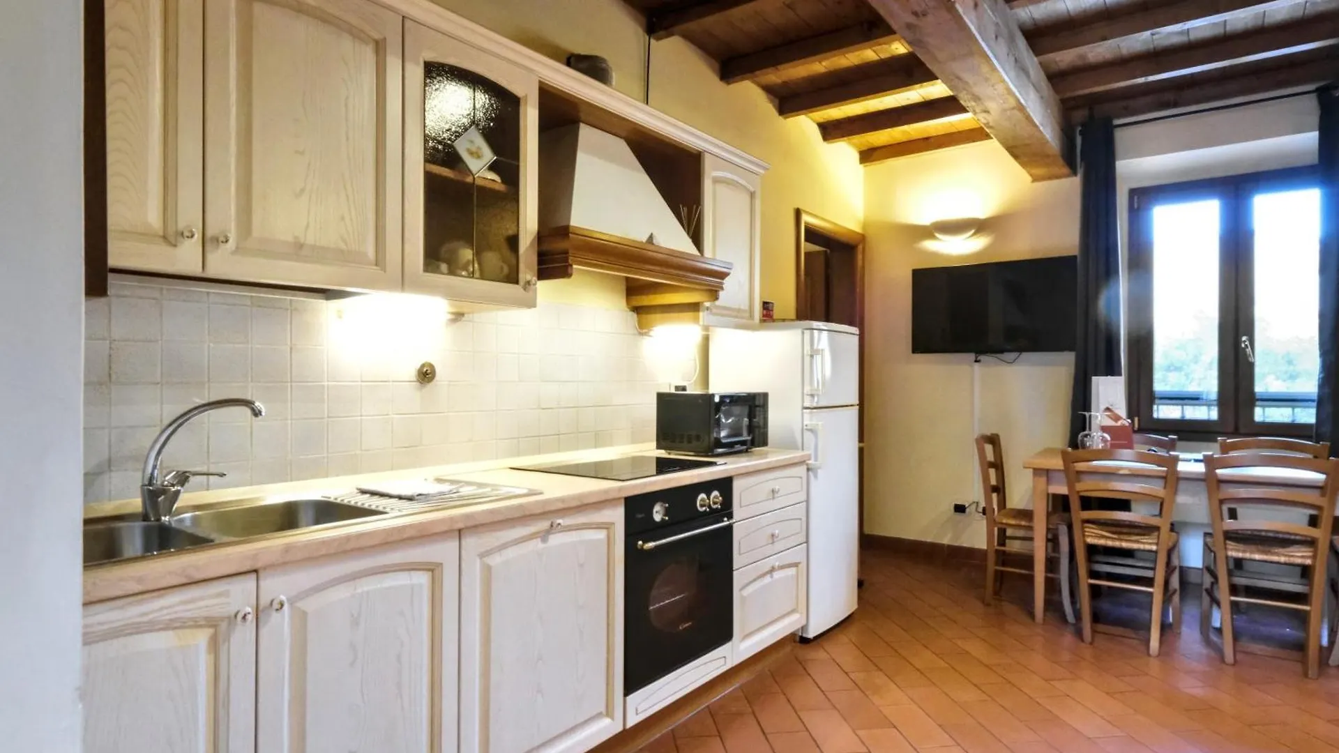 Wine Apartments Florence Barbaresco