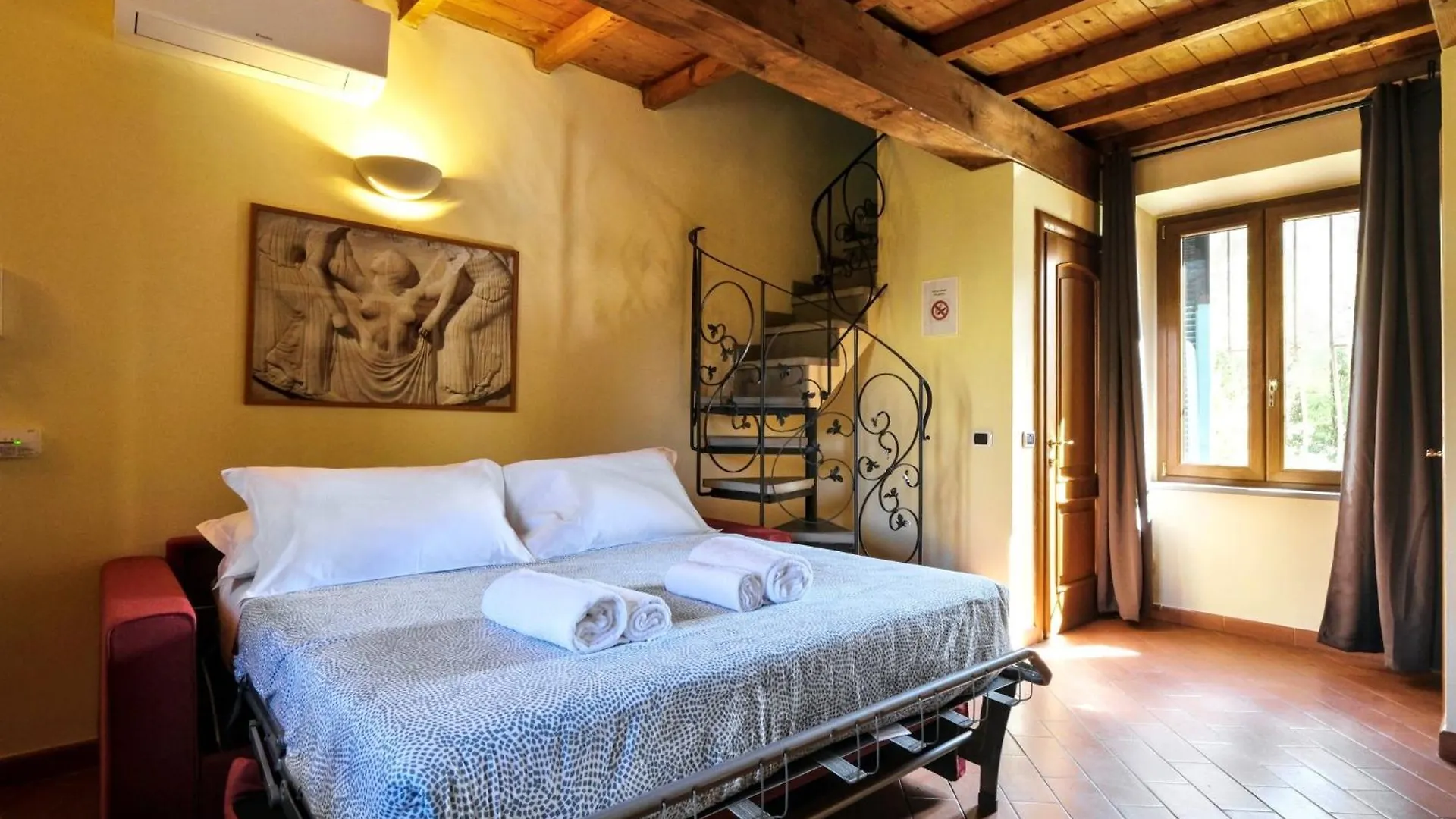 Wine Apartments Florence Barbaresco