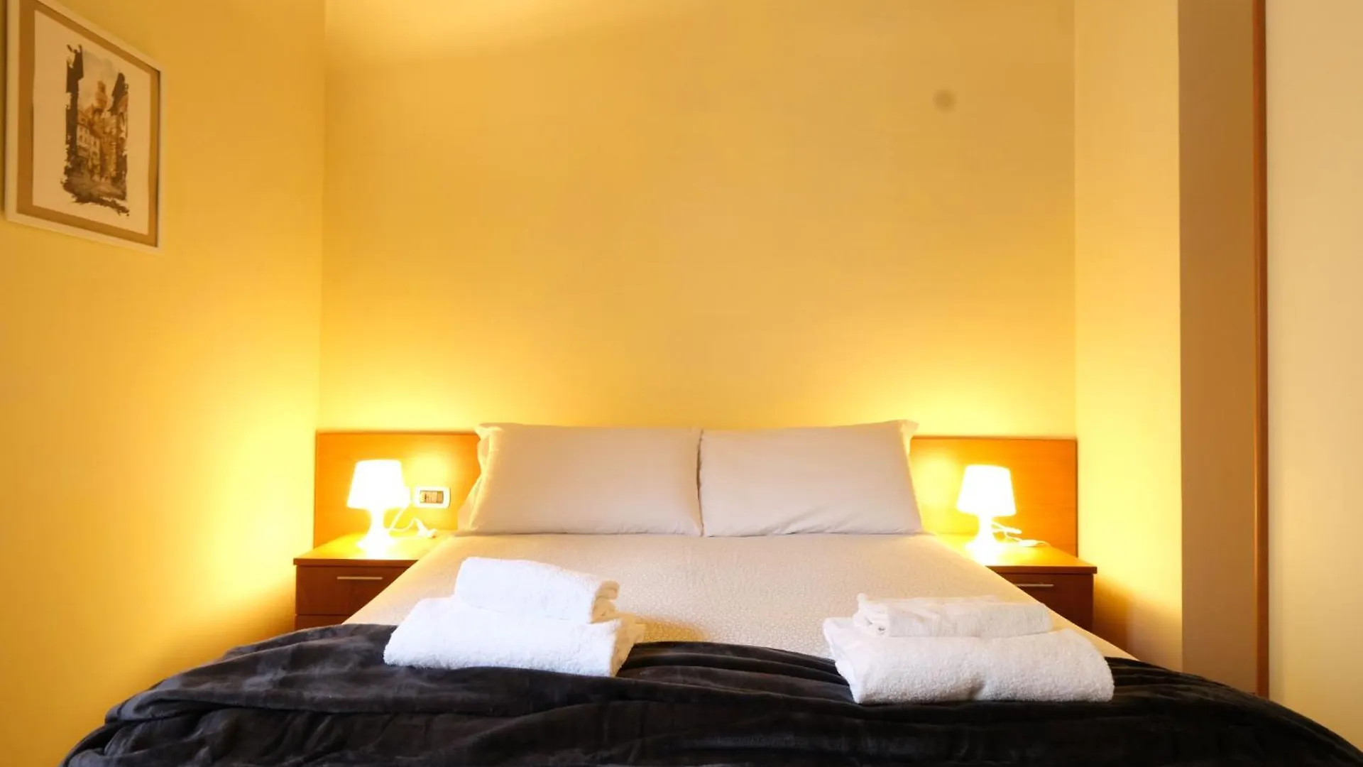 Wine Apartments Florence Barbaresco 0*,