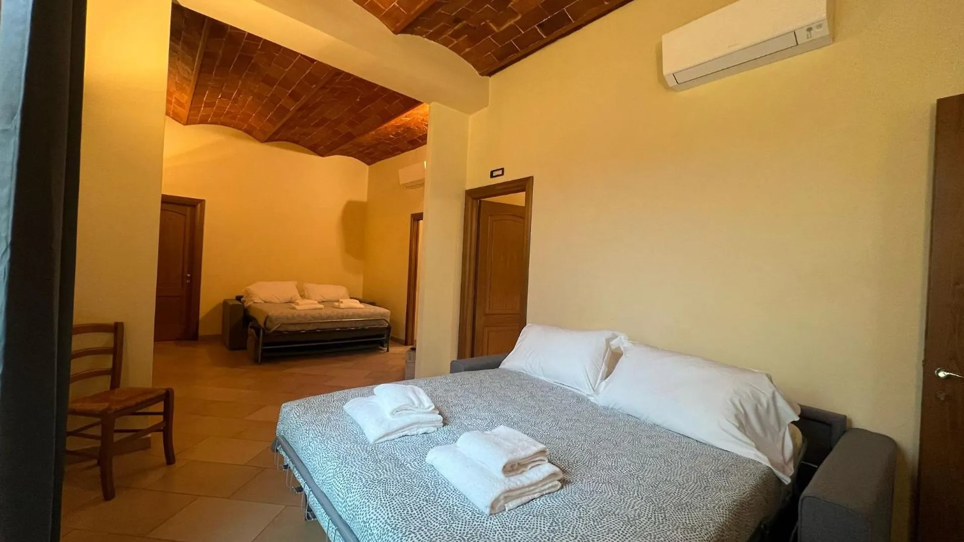 Wine Apartments Florence Barbaresco