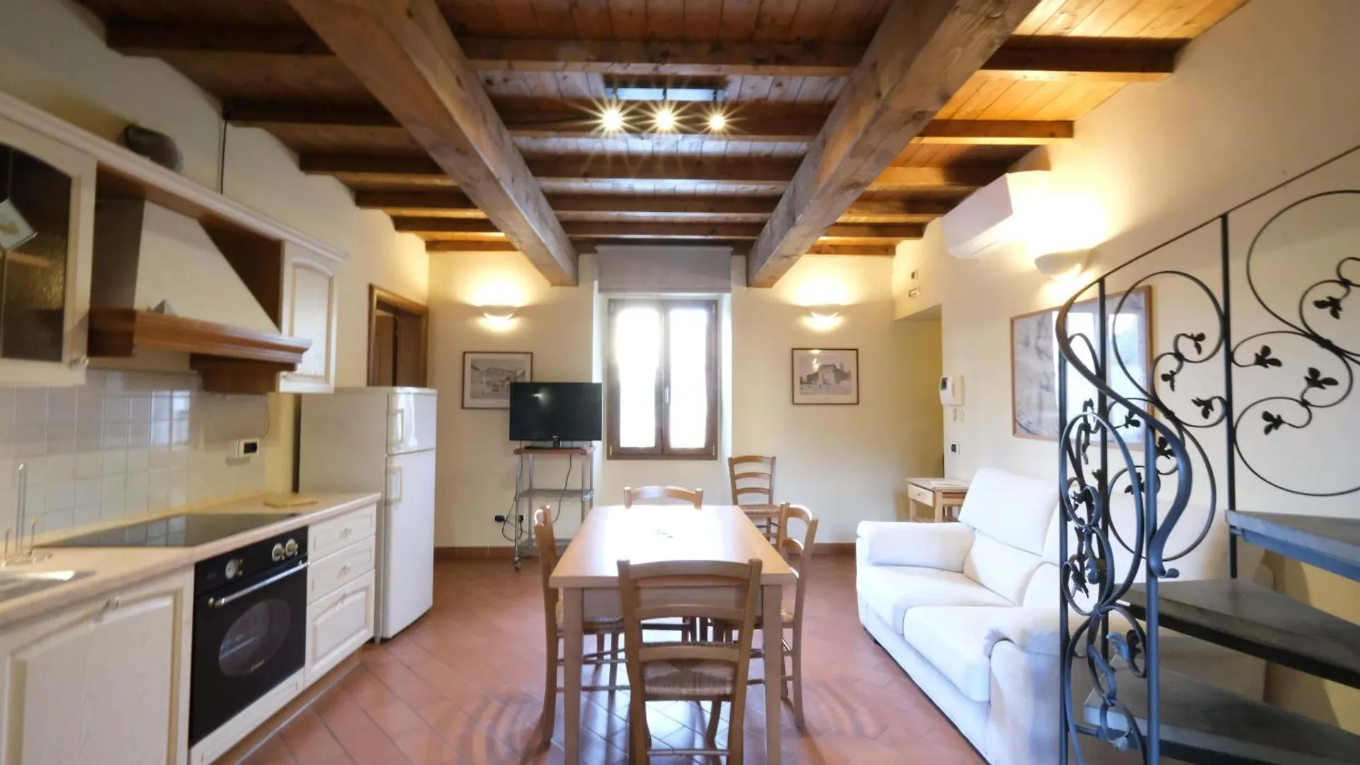 Wine Apartments Florence Barbaresco